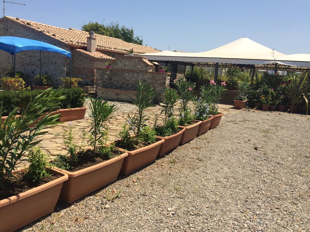 Societa Agricola Mg Florplant Villa Francavilla Marittima Buitenkant foto